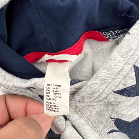 STAR HOODIE - Picture 3 of 3